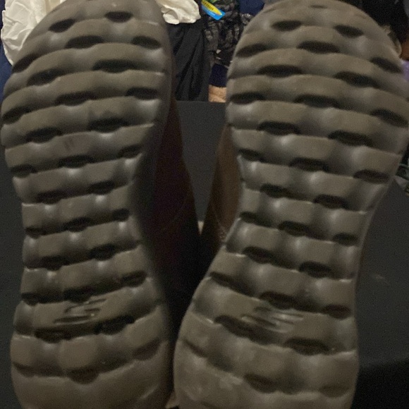 EUC SKECHERS WO SIZE 9 BROWN SUEDE LEATHER ANKLE BOOTS W/ FAUX FUR TRIM CLEAN - Picture 10 of 12